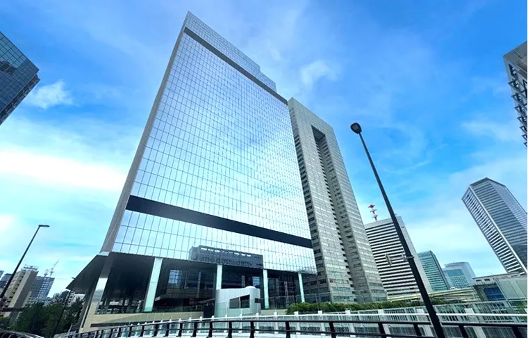 BLUE FRONT SHIBAURA